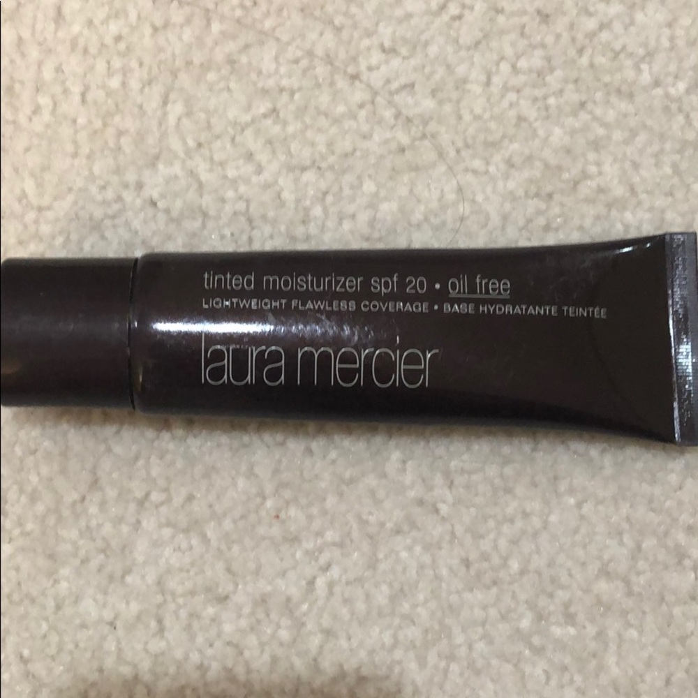 laura mercier tinted moisturizer